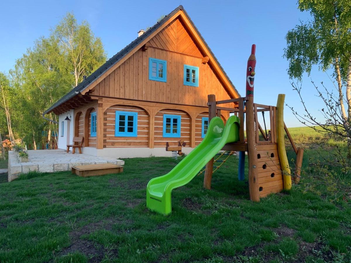 Roubenka Kokorinsko Villa Dubá Eksteriør bilde
